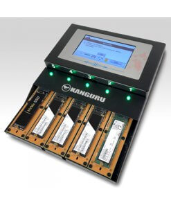 משכפל 4 כונני M.2 NVMe תומך בגודל 4.5 אינץ' מסך מגע TFT קצב העברה מהיר Kanguru KCLONE-4NVMe M.2 NVMe SSD (1)