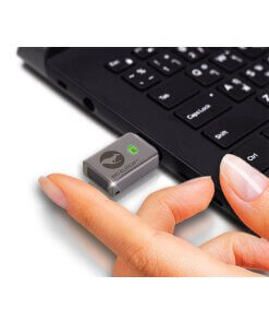 זיכרון נייד מוצפן - Kanguru KDBE30-16G Defender Bio-Elite30 16GB USB3.2 Biometric Fingerprint encrypted AES 256-Bit Hardware Encryption