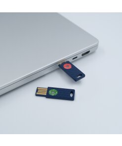 מפתח אבטחה FIDO2.1 U2F עם כפל יציאות ותכונות מורכבות בצבע שחור Token 2X-FIDO2-USB-A-Keys