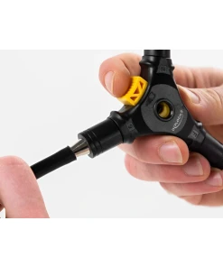 כלי רב שימושי מקצועי להתקנה מחברי F-TYPE בצבע שחור DELOCK | 90515