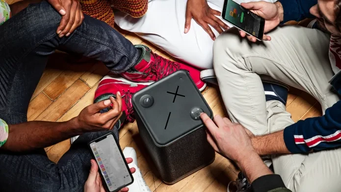 רמקול נייד 360° Sound עם חיבור בלוטוס עם טווח כ-45 מטר Logitech | HYPERBOOM