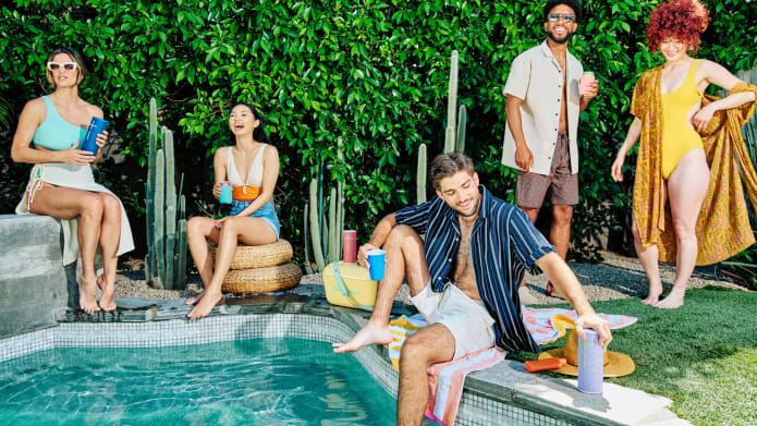 רמקול נייד 360° Sound עם חיבור בלוטוס עם טווח כ-45 מטר Logitech | MEGABOOM 4