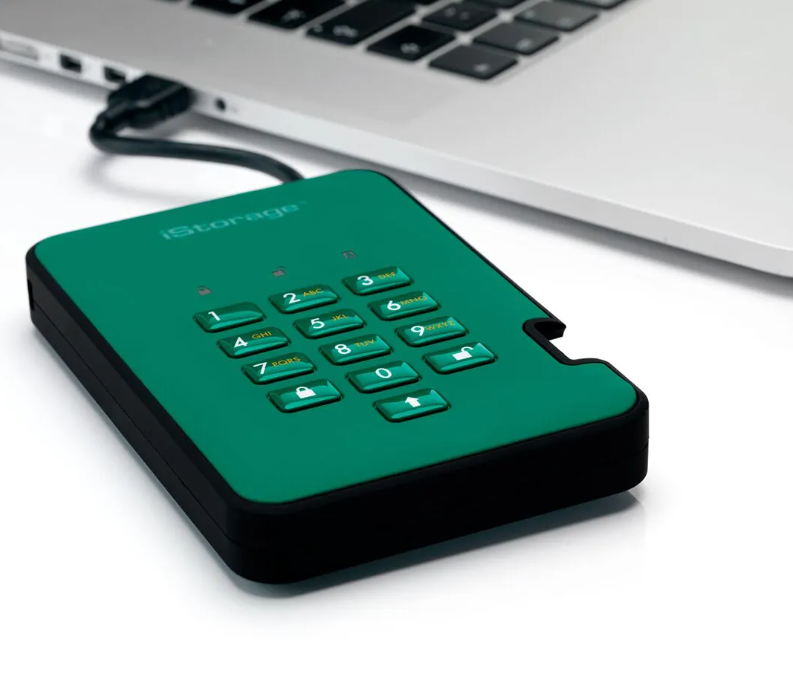 כרטיס לזיכרון נייד מוצפן מעוצב iStorage | 5060220251229 | IS-DA2-256-500-B | diskAshur2 256-bit 500GB - Black