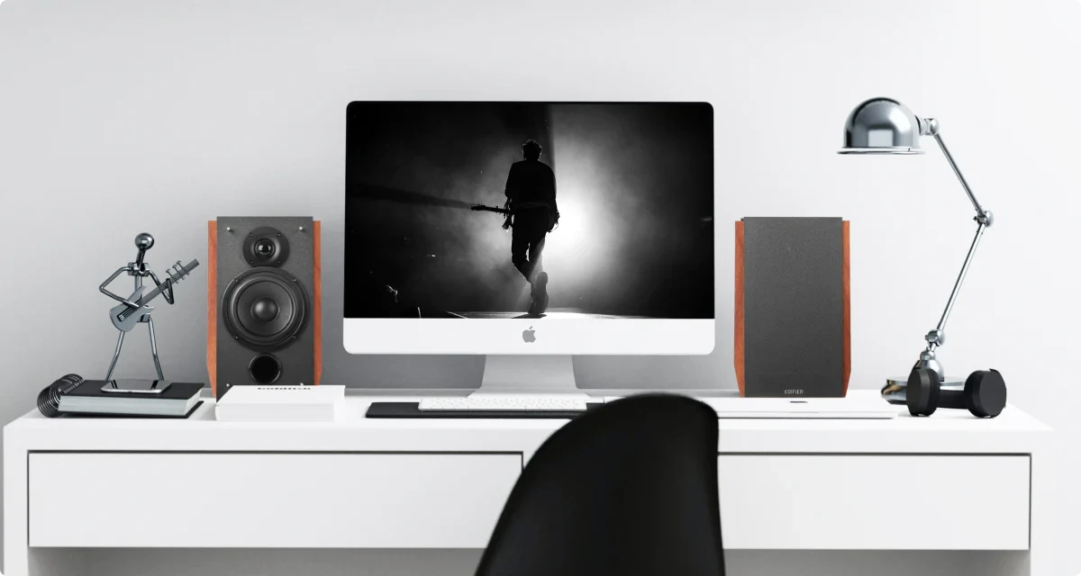 רמקולי מדף עם יציאת סאב-וופר לחוויית שמע משודרגת בצבע חום Edifier | EDFR1700BTSbr | R1700BTs - Bluetooth Bookshelf Speakers