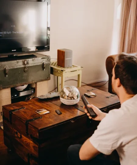 רמקולים מדפיים עם חיבורי Bluetooth ו-Optical בצבע חום Edifier | EDF100016br | R1280DB - Powerful Bookshelf Speakers